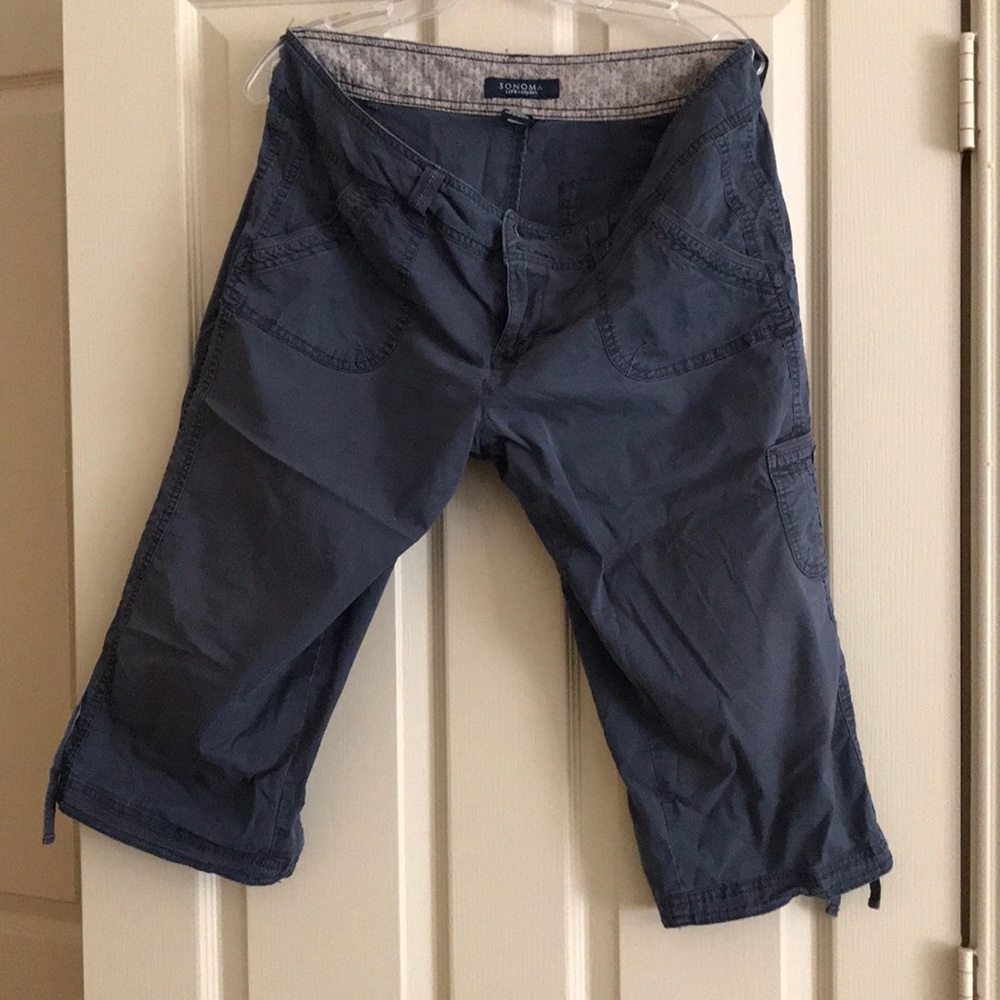 Capri pants